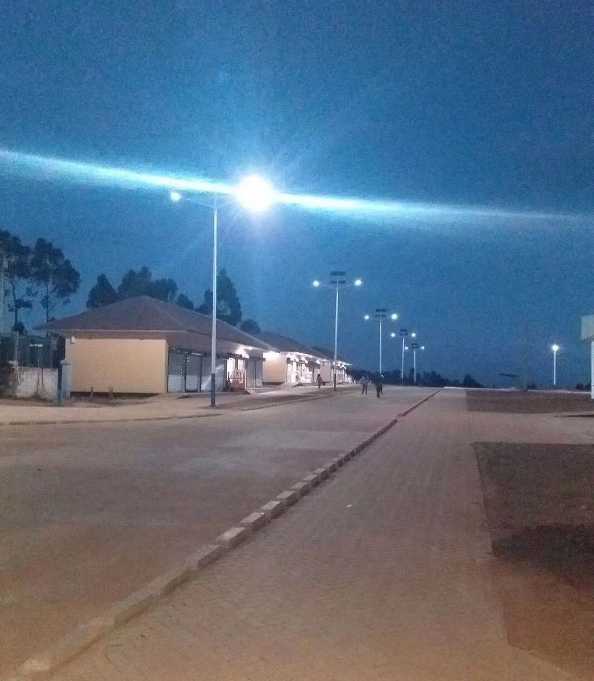 东城区非洲科特迪瓦太阳能路灯工程